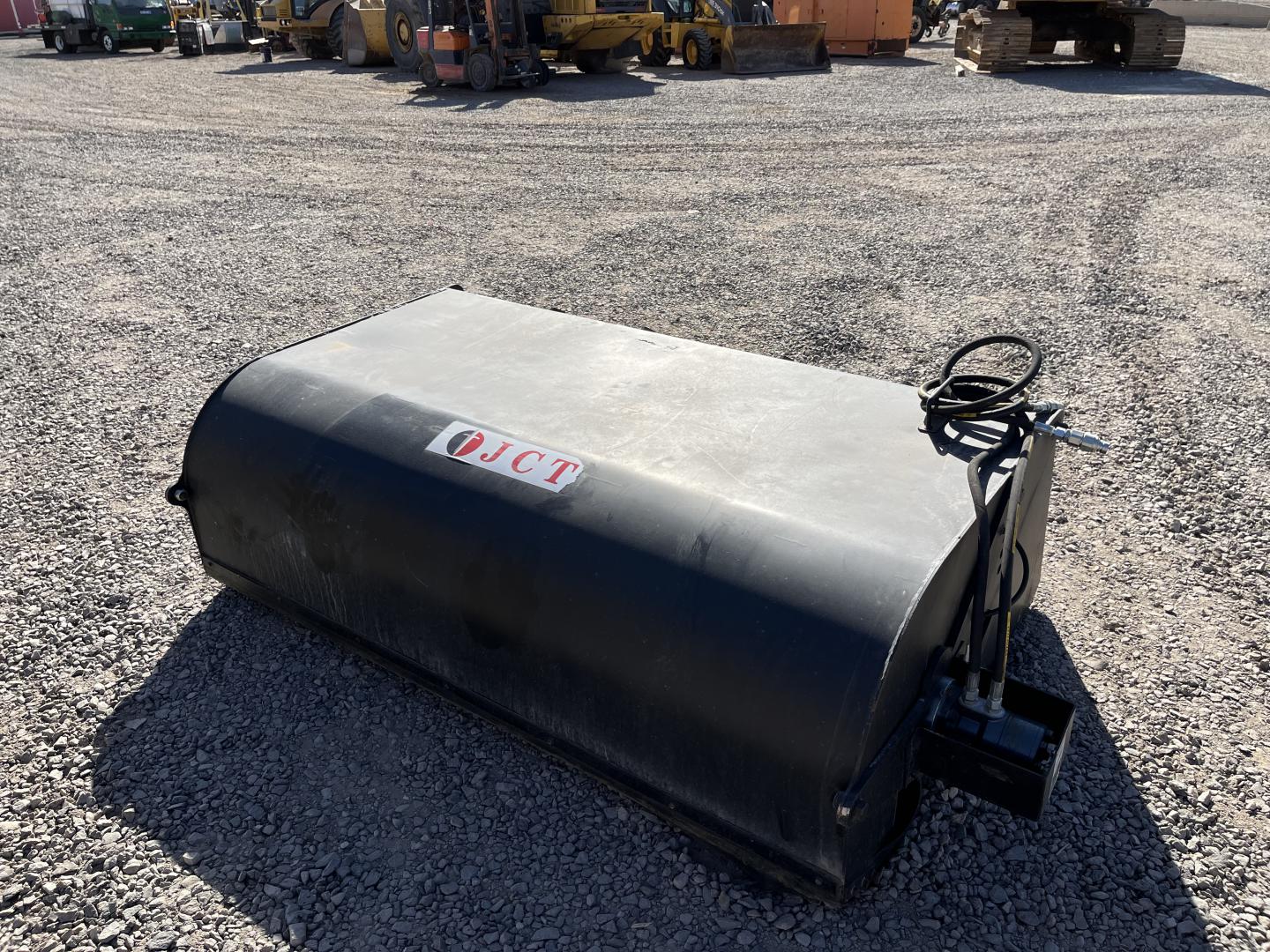 ./imagenes/INVOICE/2019/17285/ADITAMENTO TIPO BARREDORA JCT BOX BROOM (2).JPG